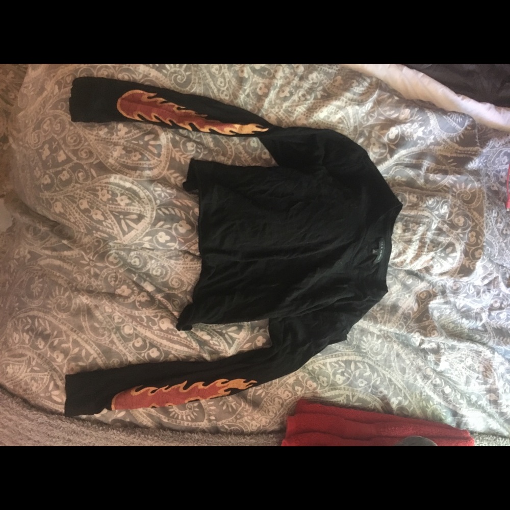 Flame crop top long sleeve